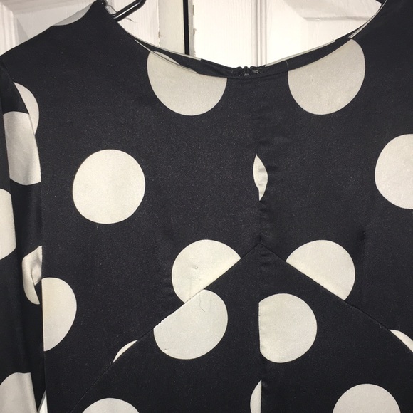 Gracia Black Polka Dot Hi-lo Pleated Blouse - Picture 11 of 11